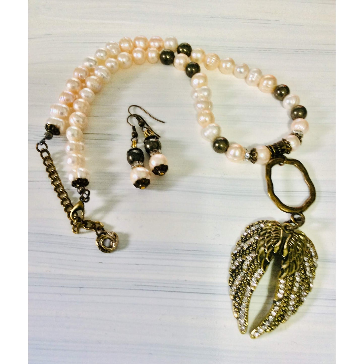 Water-Fresh Pearls Necklace Set