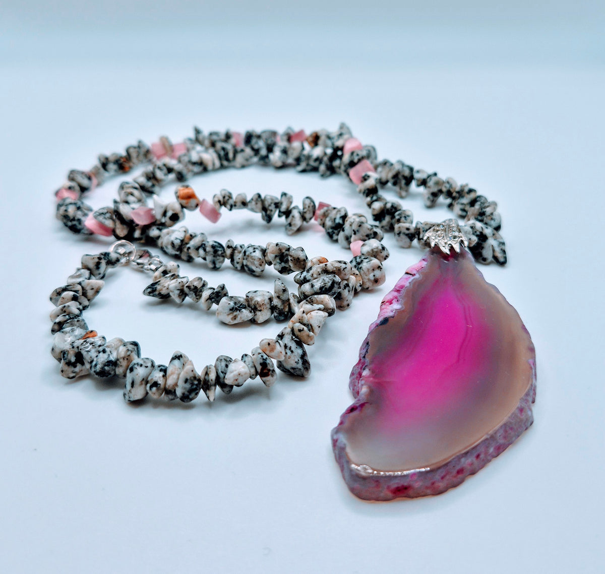 Pink-Purple Slice Pendant Chip Bead Necklace