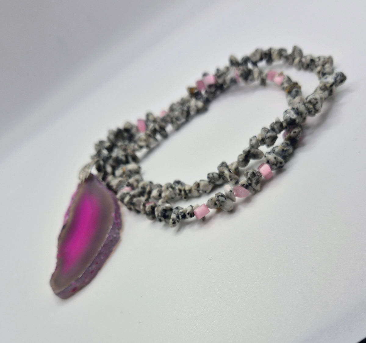 Pink-Purple Slice Pendant Chip Bead Necklace